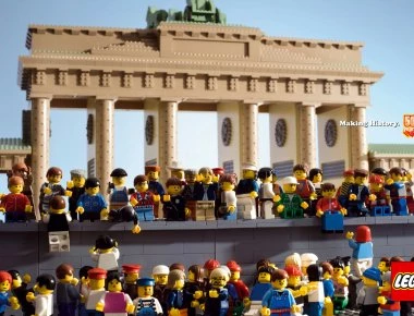 LEGO: Πως ξεκίνησε την ιστορία του το θρυλικό παιχνίδι - Από ένα μαραγκό